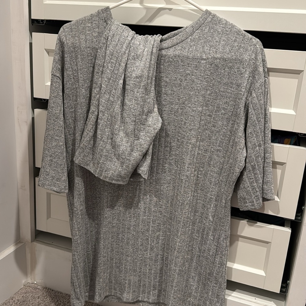 Gray Ribbed Lounge Set - Picture 2 of 3